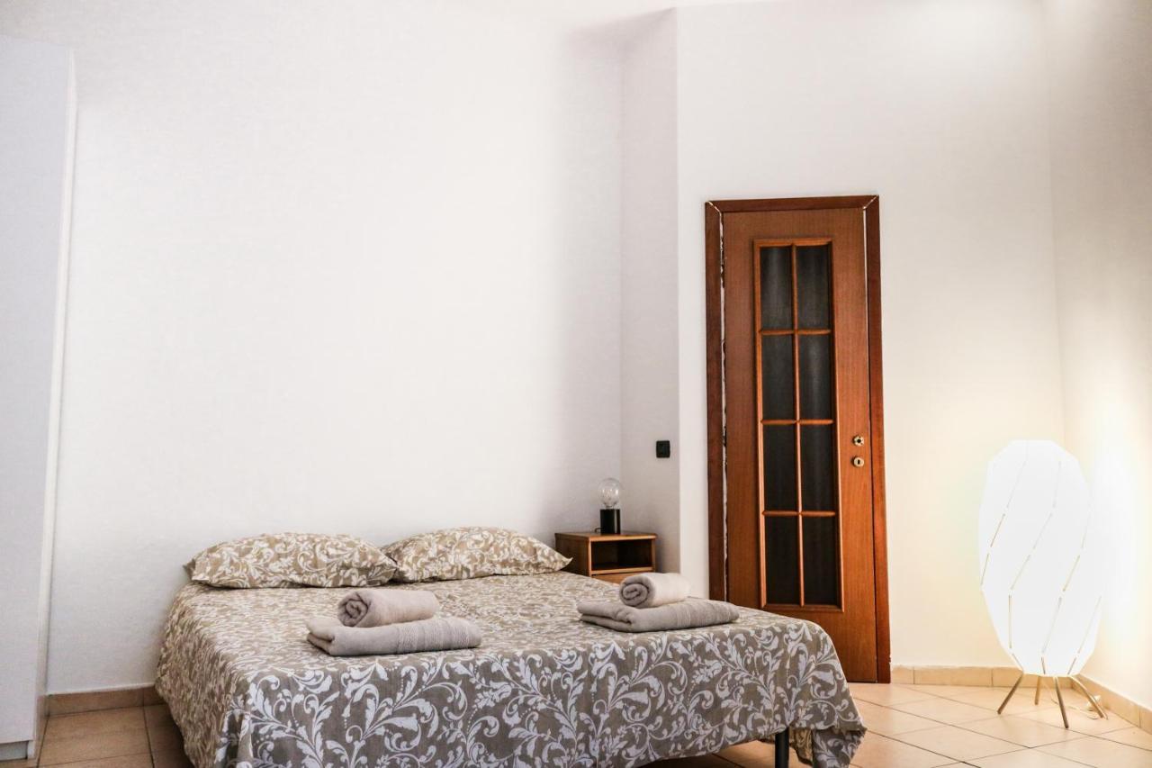 Via Argelati - Navigli Top Location 2 米兰 外观 照片